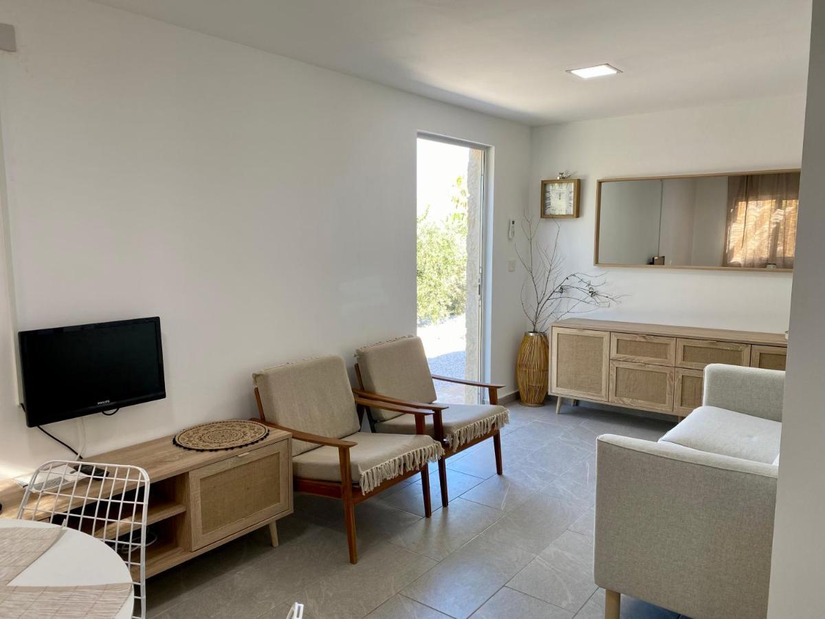 פאהיה Ammos Luxury Suits And Residences מראה חיצוני תמונה